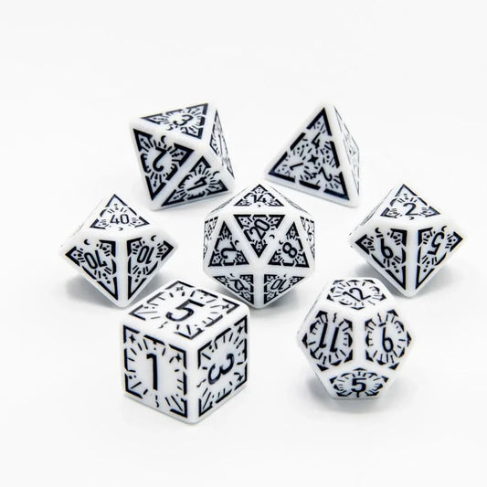 Dungeons & Dragons Acrylic Dice Set